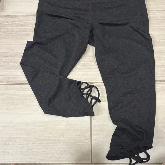 Joylab Women’s Charcoal/Black Leggings - Picture 3 of 8